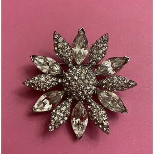 Vintage Rhinestone‎ Crystal Flower Brooch Pin Silver Fashion Jewelry